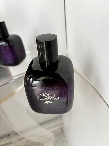 Zara Violet blossom
