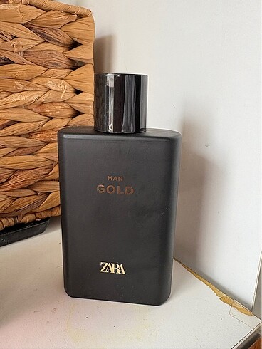 Zara man gold
