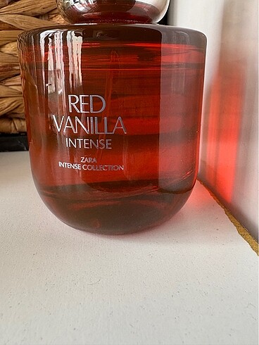 Zara RED VANİLLA İNTENSE ZARA