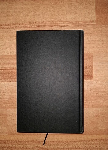  Beden Becca Fitzpatrick- Çığlık