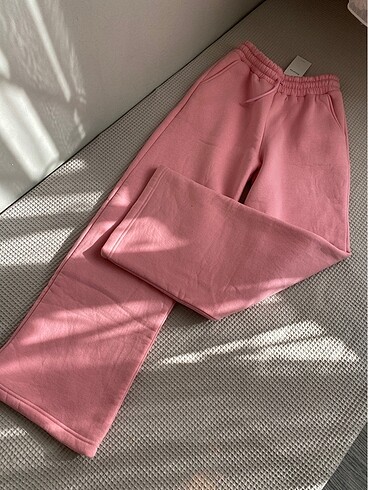 Bershka Pembe eşofman altı