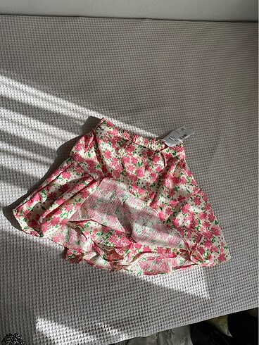 Pembe mini çiçekli şortetek
