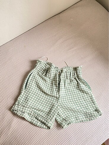 Bershka Rahat mini şort