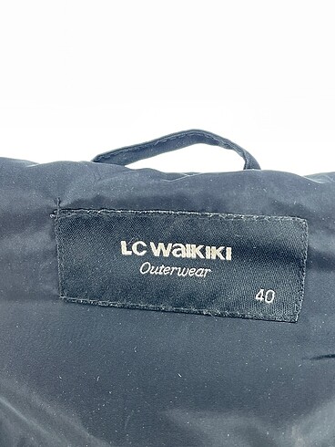 40 Beden siyah Renk LC Waikiki Mont %70 İndirimli.