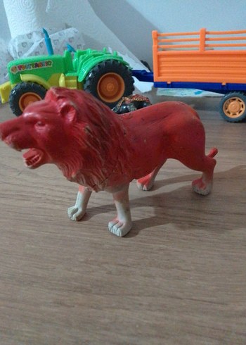 Kırmızı Aslan Figür Oyuncak - Görsel 4