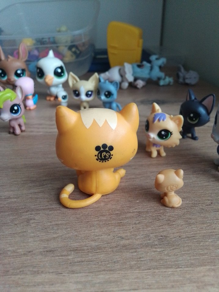 Bej Renkli Küçük Kedi Figürleri - Görsel 2