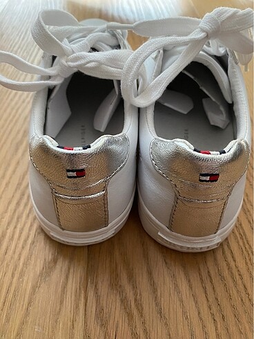 Tommy Hilfiger Beyaz Sneaker