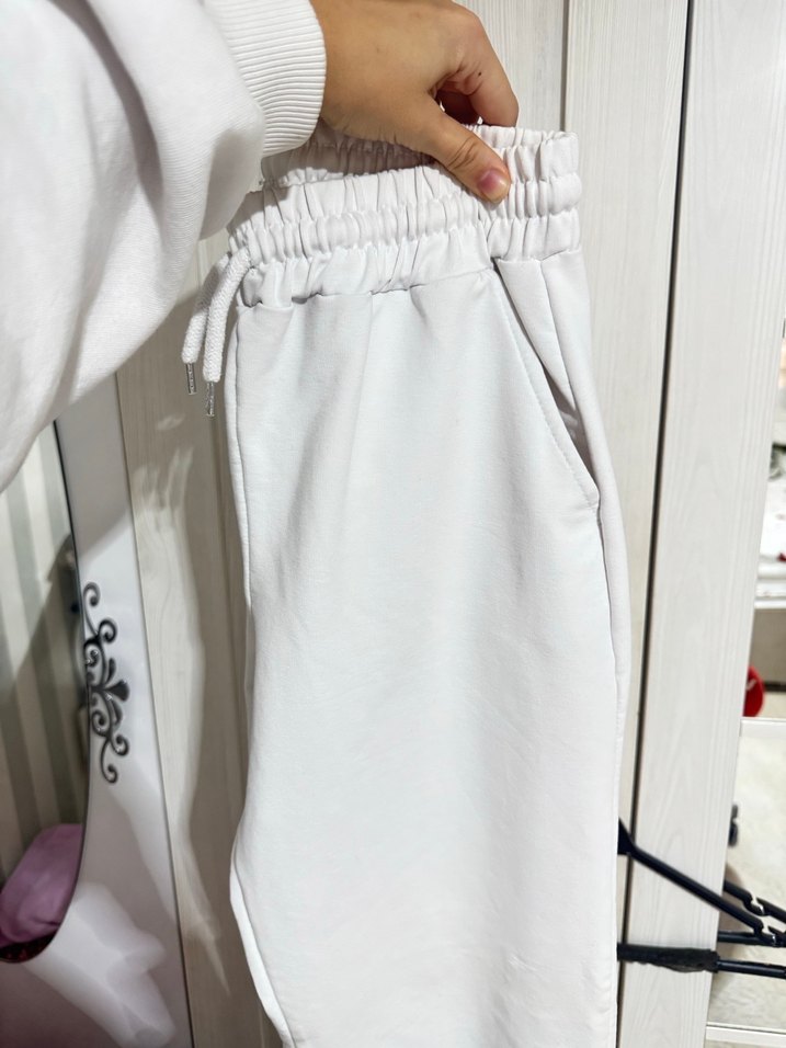 Kadın Beyaz Pamuklu Rahat Kesim Eşofman - Görsel 5