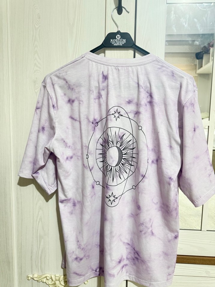 Mor Desenli Oversize Tişört - Görsel 3