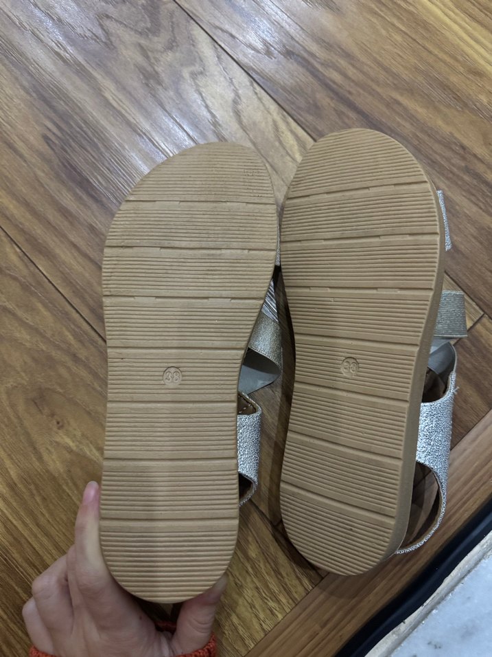 Sandalet ayakkabı - Görsel 4