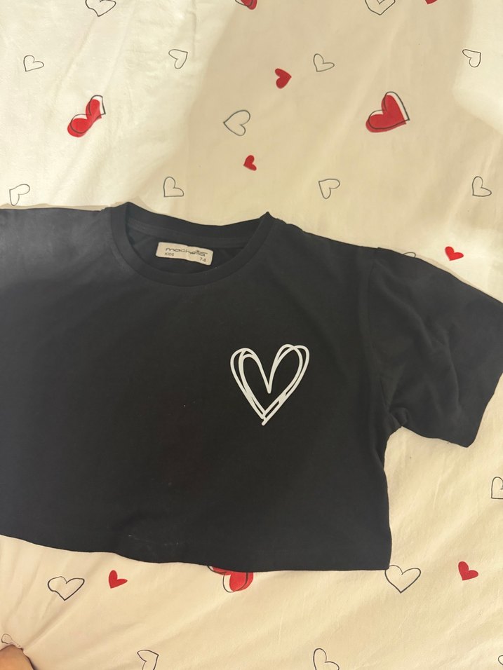Siyah Kalp Baskılı Tişört - Görsel 2