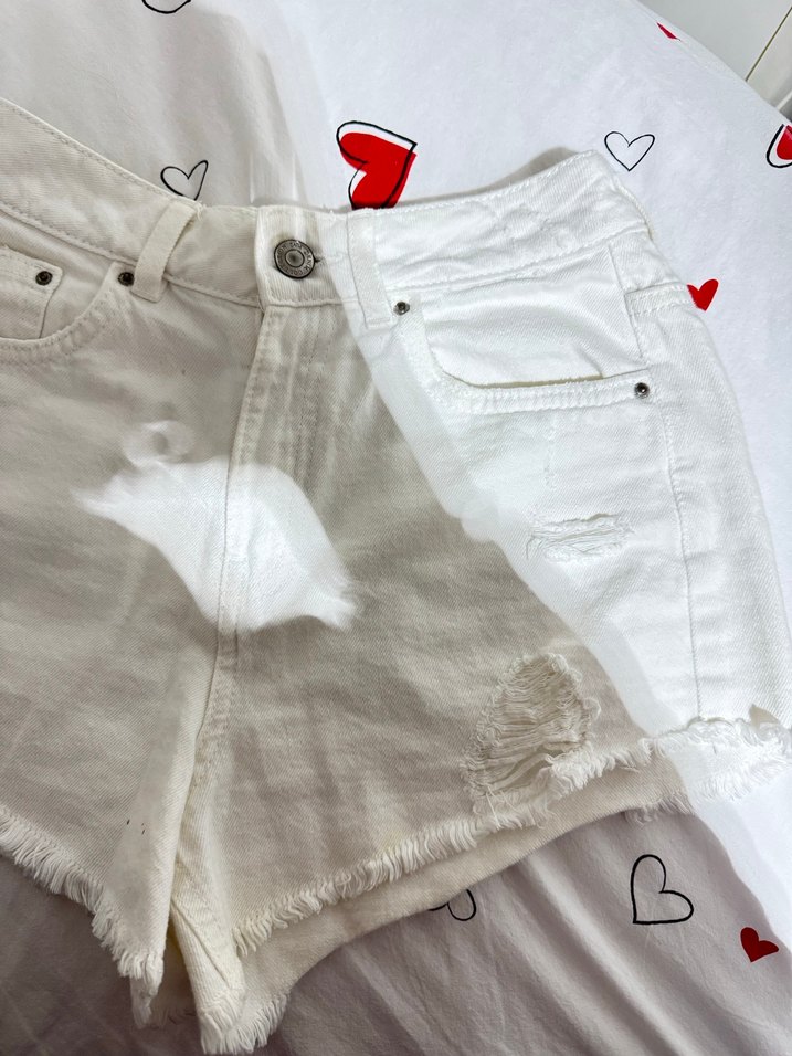 Beyaz Mini Pamuklu Denim Şort - Görsel 2