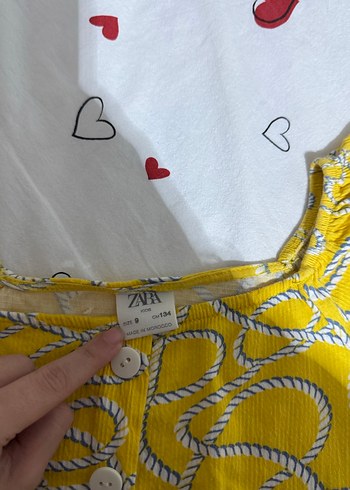 Sarı Nakışlı Kız Bluzu - Görsel 3