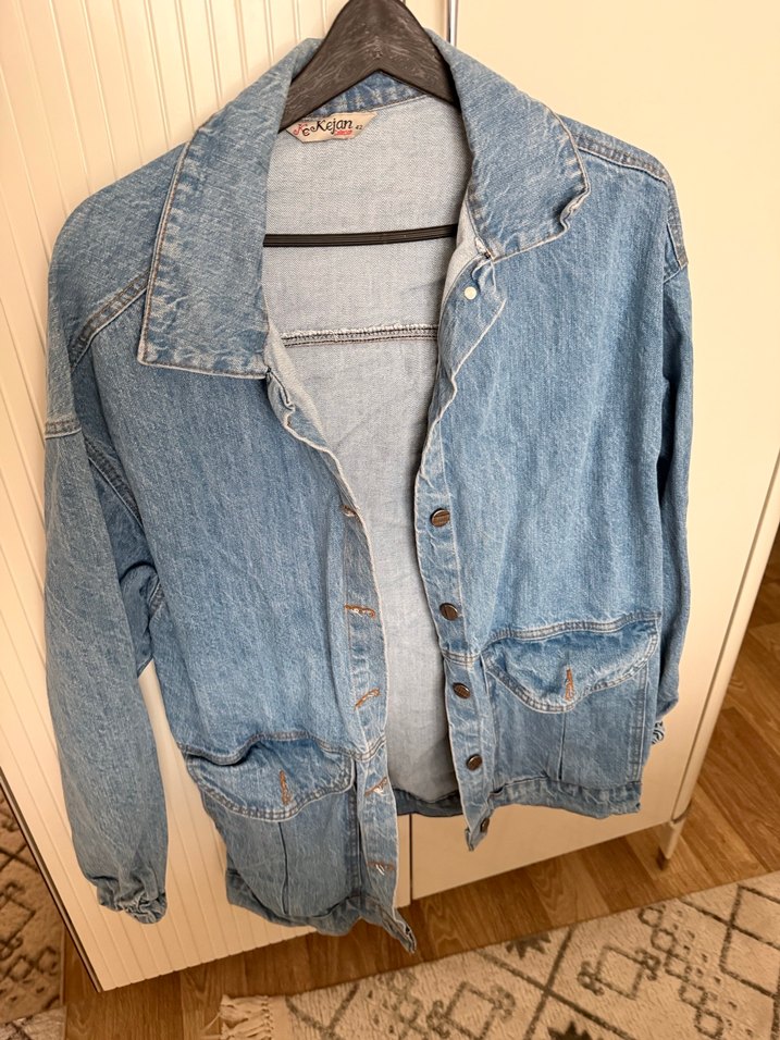 Düğmeli Midi Mavi Denim Ceket - Görsel 2