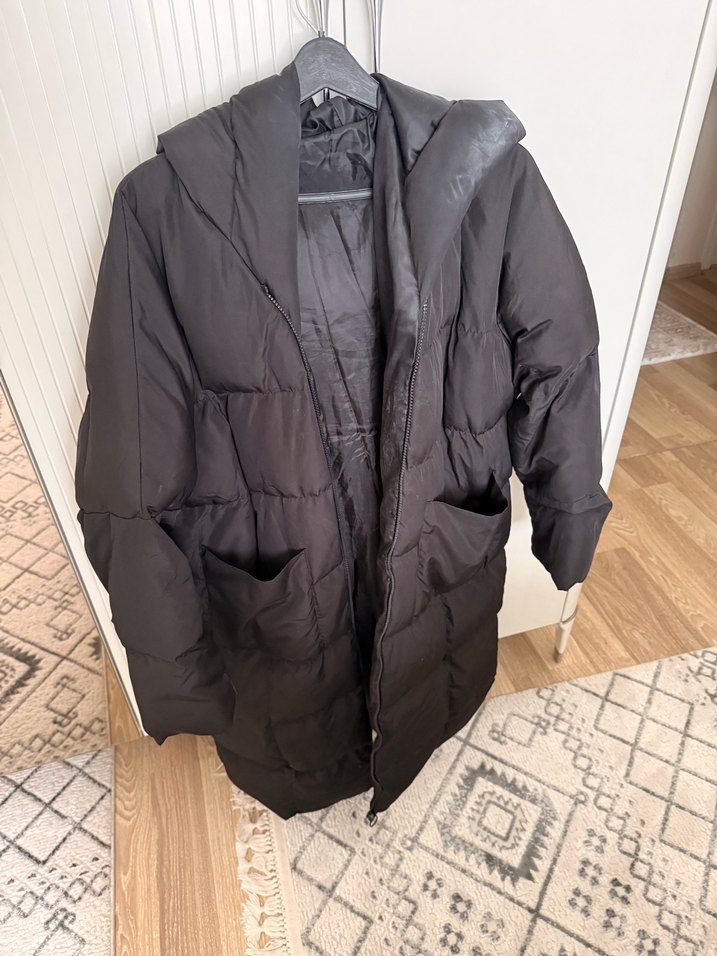 Siyah Uzun Kadın Kışlık Mont Düğmeli - Görsel 2