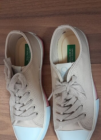 37 Beden Benetton converse