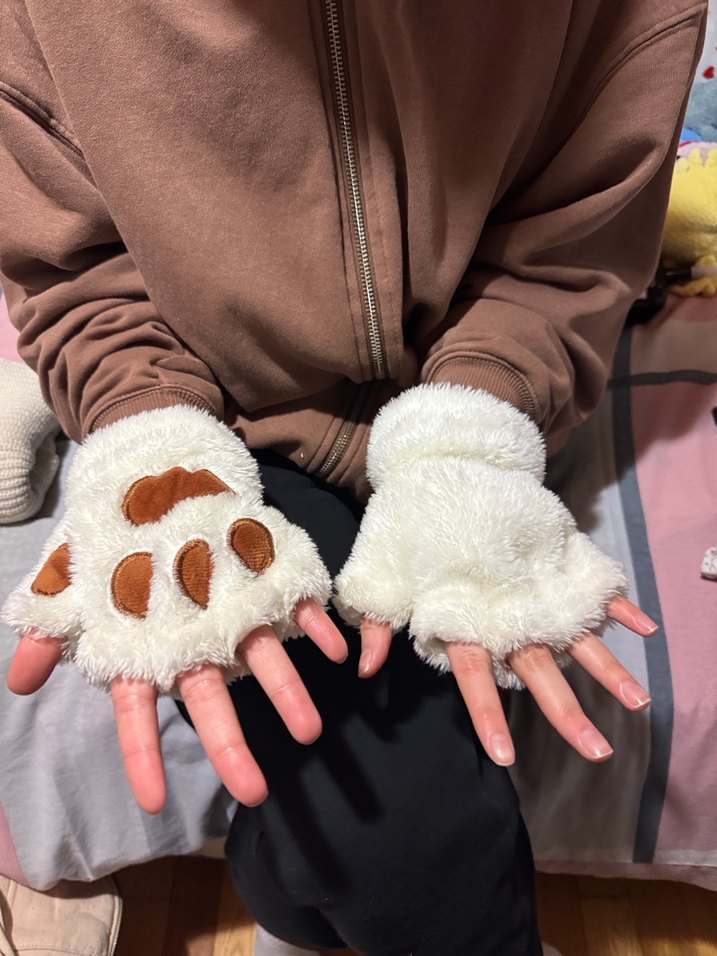 Beyaz Kürklü Kadın Eldivenleri - Görsel 2