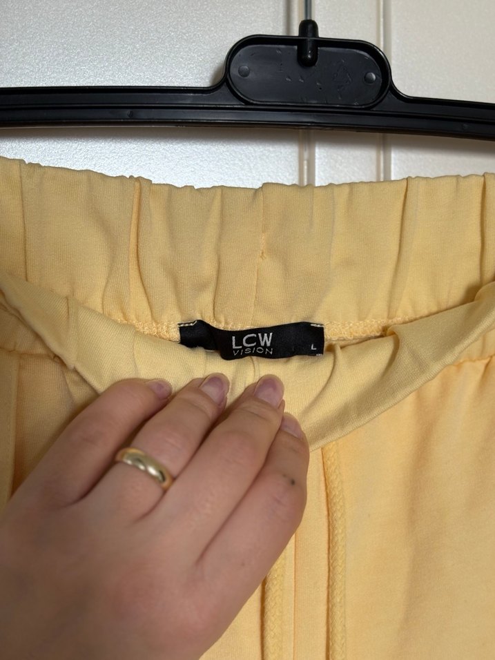 Sarı Kadın Eşofman Takımı - Görsel 4