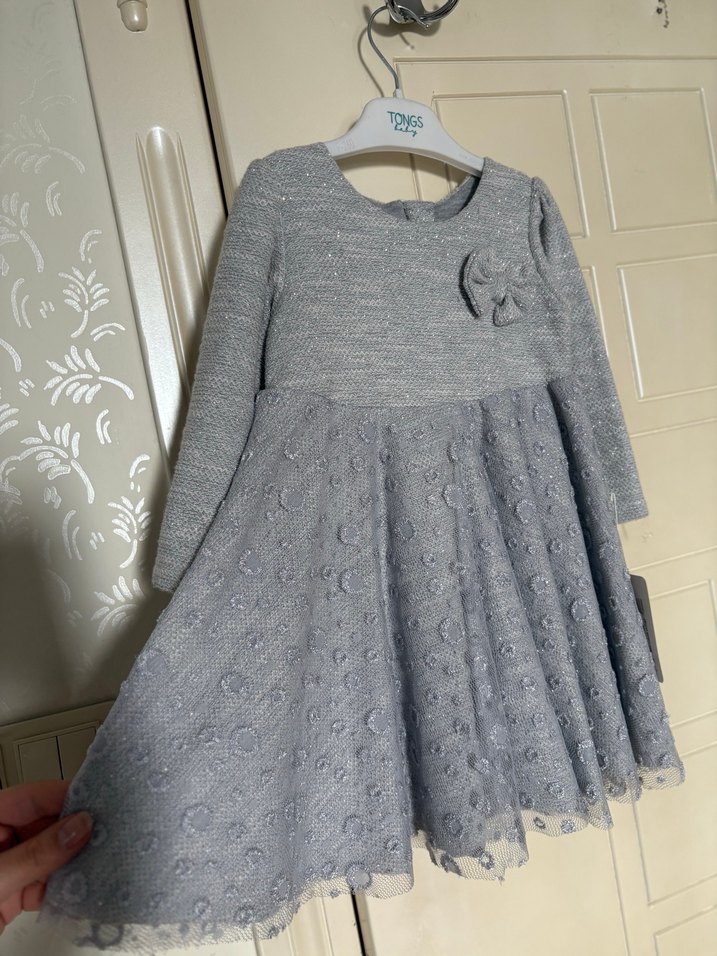 Gri Nakışlı Kız Çocuk Triko Elbise - Görsel 4