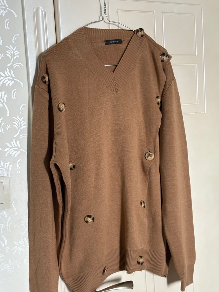 Düğmeli Kahverengi Kadın Triko Kazak - Görsel 2