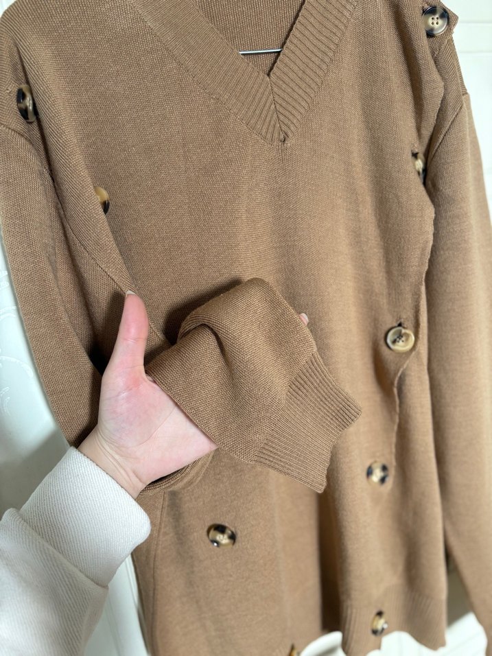 Düğmeli Kahverengi Kadın Triko Kazak - Görsel 4