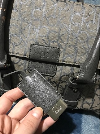 Calvin Klein Kol çantası