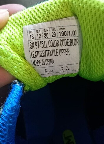 30 Beden Skechers spor ayakkabı