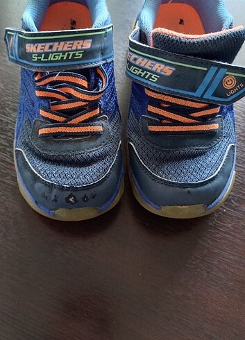 29 Beden lacivert Renk Skechers 29 numara ayakkabı