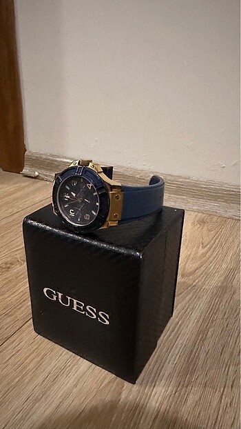  Beden GUESS ERKEK KOL SAATİ