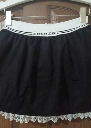 Dantel Detaylı Siyah Etek - Görsel 2