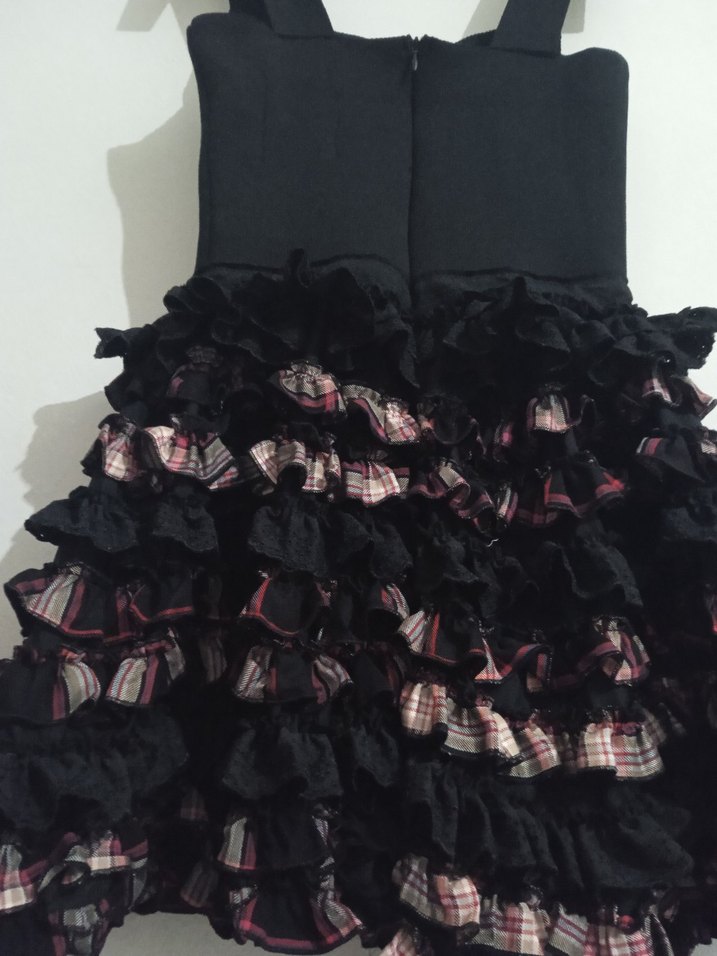 Siyah Fırfırlı Gotik Elbise - Görsel 3