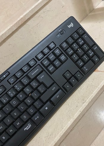 Logitech Siyah Kablolu Klavye - Görsel 2