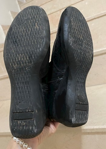 Siyah Süet Yılan Desenli Dolgu Topuklu Dizüstü Bot - Görsel 5