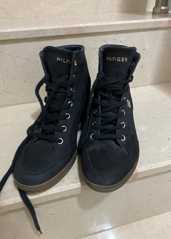 Siyah Süet Kadın Dolgu Topuklu ayakkabı - Görsel 2