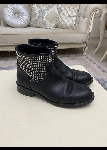 frau-made-in-italy 38