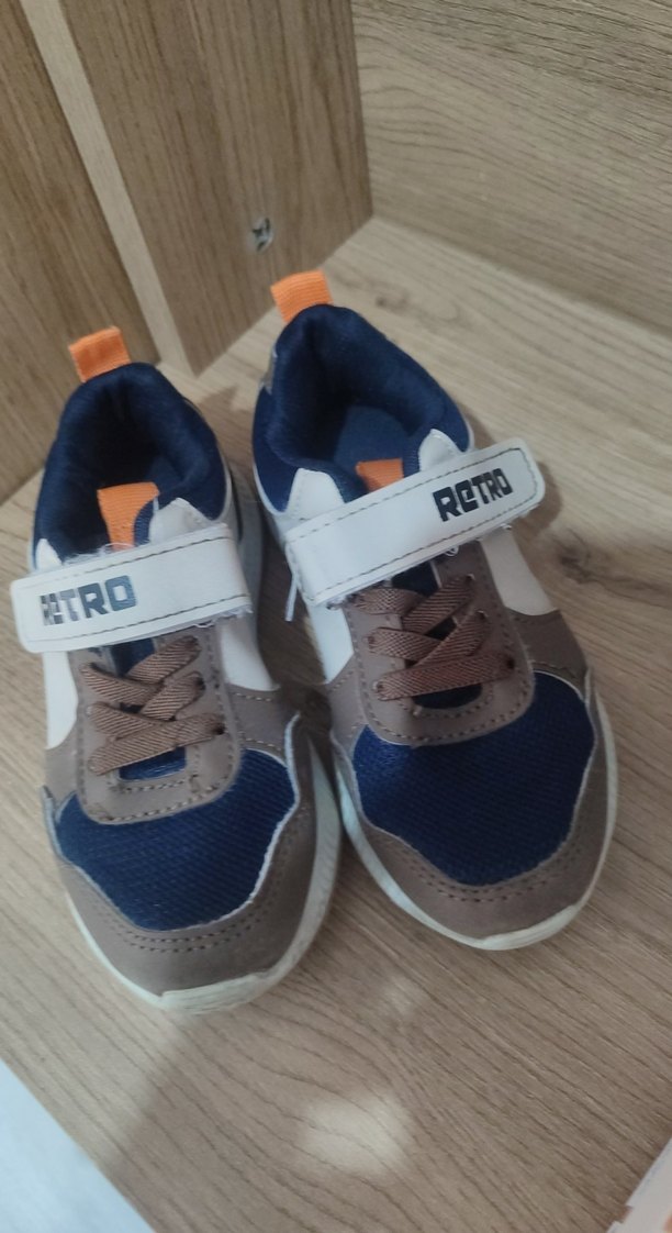 Erkek Çocuk Retro Desenli Spor Ayakkabı - Görsel 2