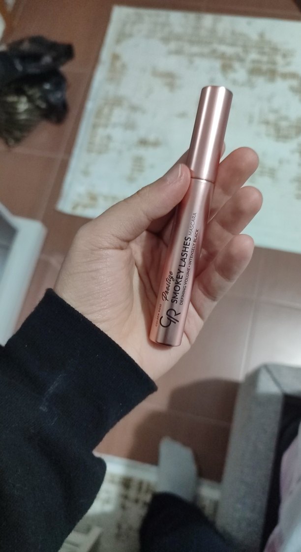 Golden bej parlak Smokey Lashes maskara - Görsel 2