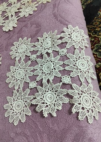Beyaz El Yapımı Dantel Motifleri - Görsel 3