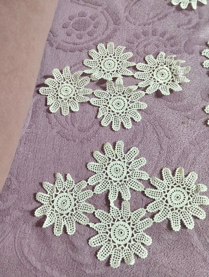 Beyaz El Yapımı Dantel Motifleri - Görsel 4