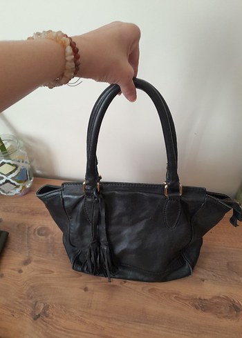 Siyah Deri Püsküllü Kadın Çanta - Görsel 2