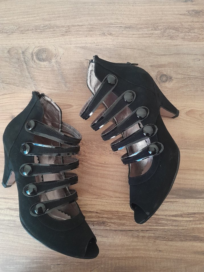 Siyah Bağcıklı Kadın Dolgu Topuk Ayakkabı - Görsel 3