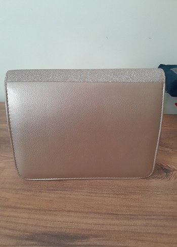 Bej Süet Tokalı Kadın Portföy Çanta - Görsel 4