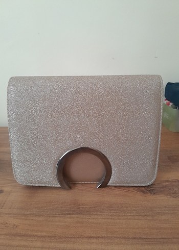 Bej Süet Tokalı Kadın Portföy Çanta - Görsel 2