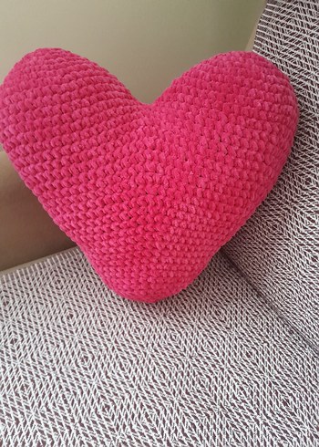 Pembe Kalp Şeklinde Yumuşak Yastık - Görsel 2