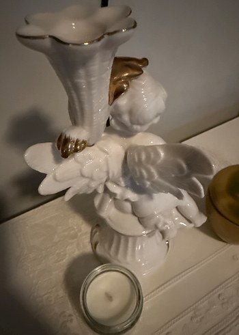 Beyaz ve Altın Detaylı Melek Biblo - Görsel 2