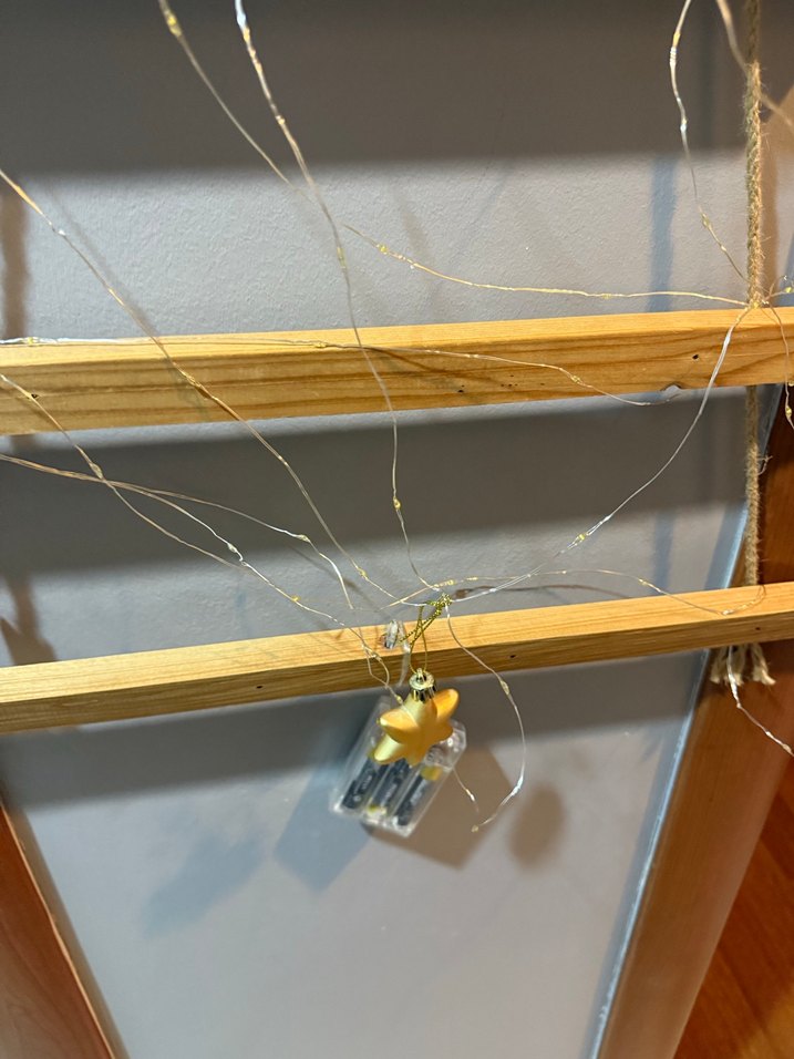 Çocuklar için Çok Renkli Ahşap Raf - Görsel 4