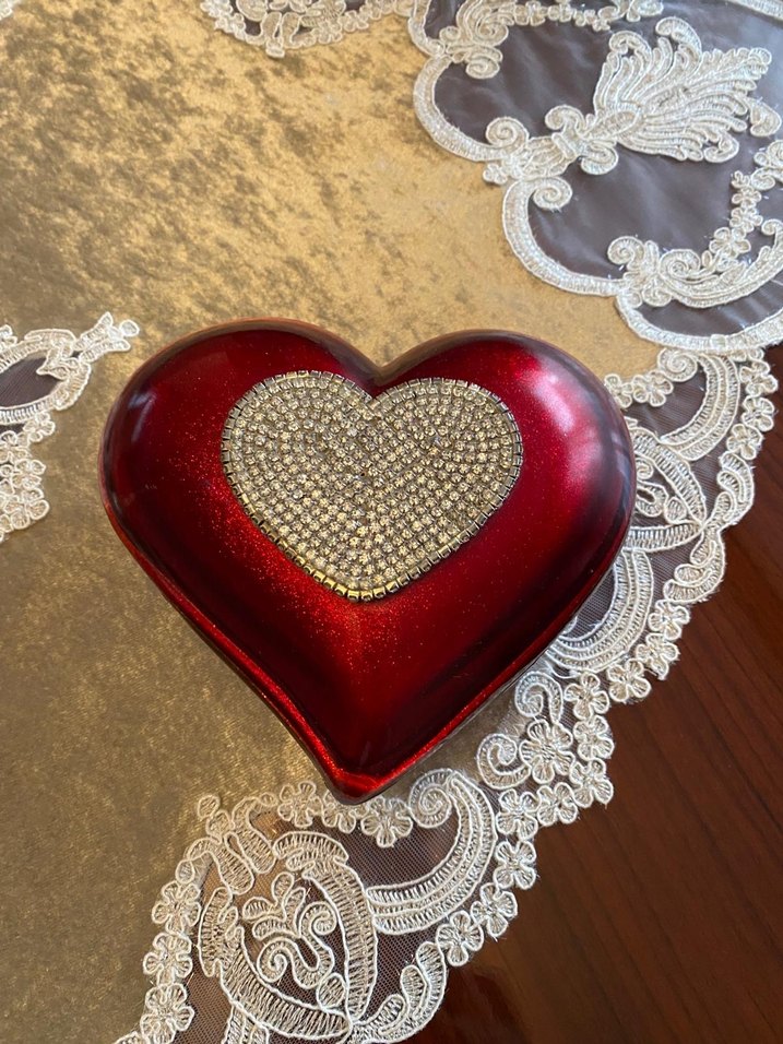 Kırmızı Payetli Kalp şekerlik - Görsel 2