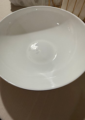 Parlak Beyaz Yuvarlak Servis Kabı - Görsel 2