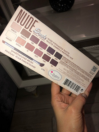 The balm nude far paleti