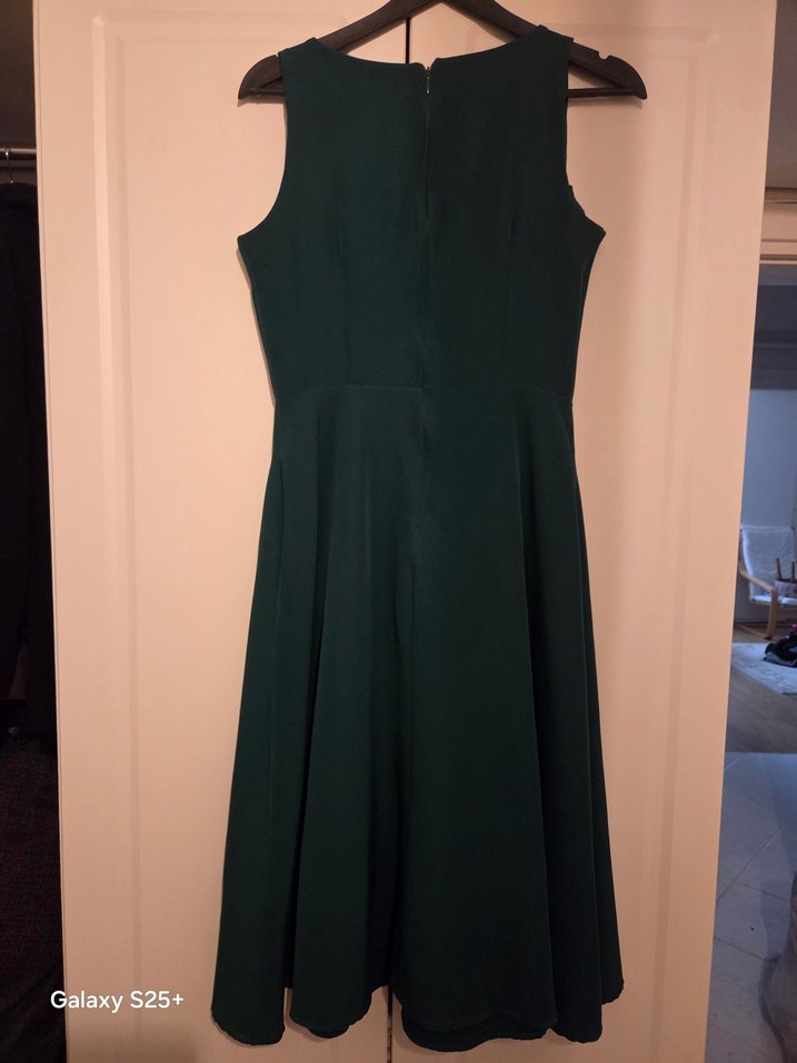 Yeşil Midi Kayık Yaka Kolsuz Kadın Elbise - Görsel 2